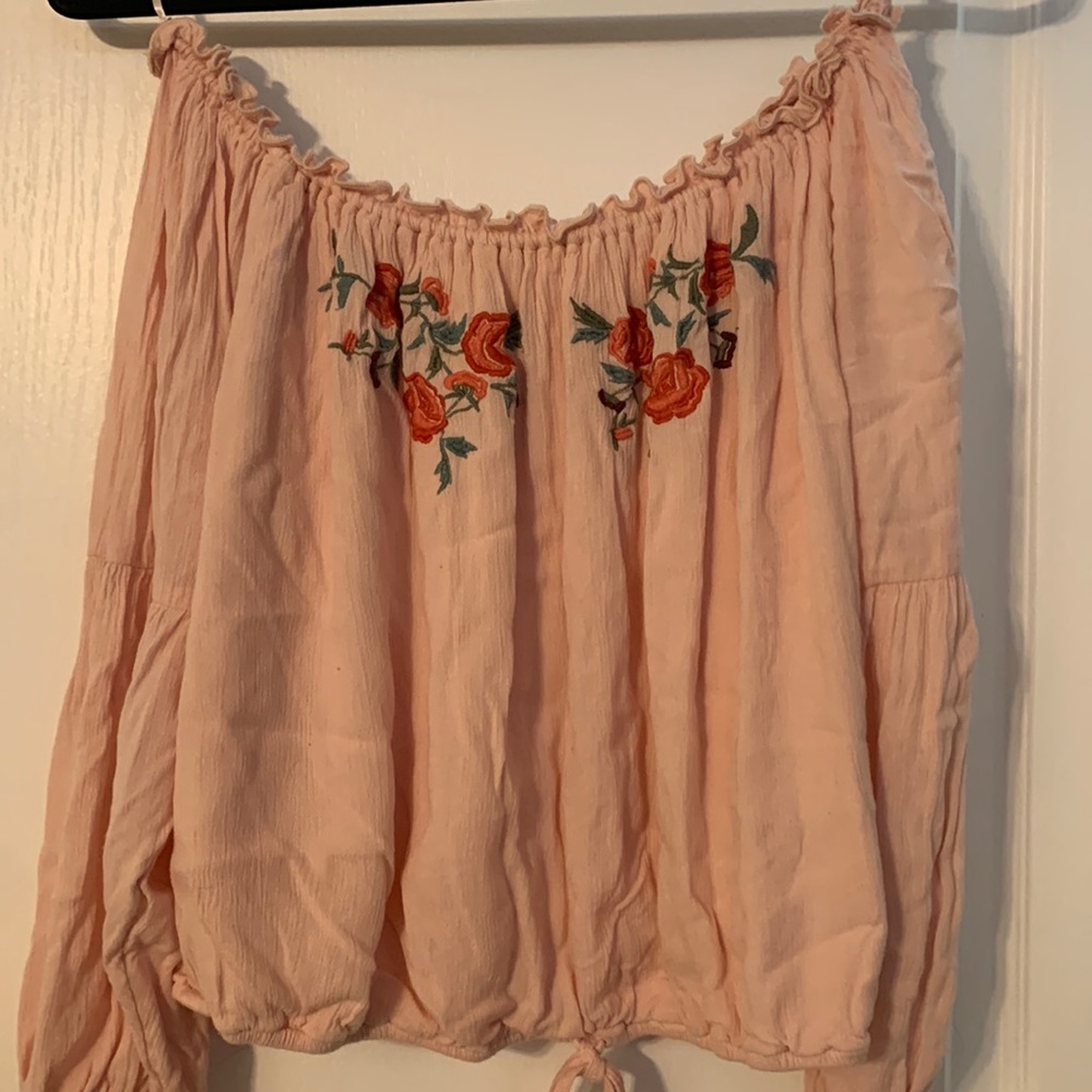 Light Pink Flowy Hollister Shirt With Flowers